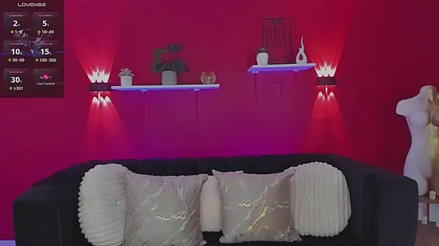 Luna velmont online show from 04.04.26