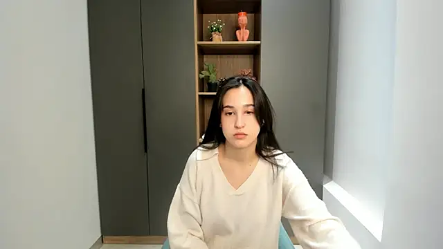 Snapshot of KelleeCrafter chatting on 02.18.26 KelleeCrafter online show from 02.18.26