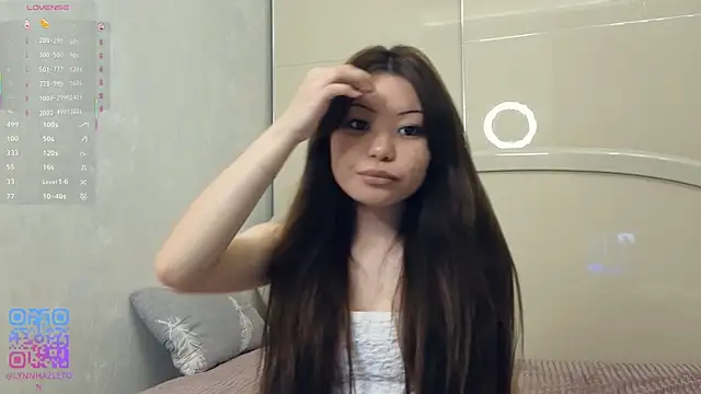 Snapshot of ManaMarana chatting on 04.02.26 ManaMarana online show from 04.02.26