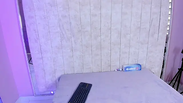 Snapshot of _Mishell22 chatting on 03.10.26 Mishell22 online show from 03.10.26