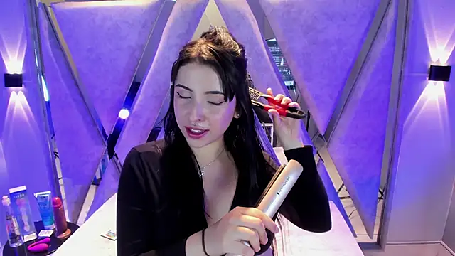 Snapshot of _Mishell22 chatting on 04.04.26 Mishell22 online show from 04.04.26