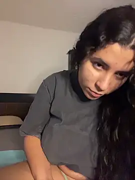 Snapshot of FerLondon55 chatting on 04.01.26 FerLondon55 online show from 04.01.26