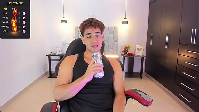 Snapshot of marcos_lc chatting on 02.24.26 marcos lc online show from 02.24.26