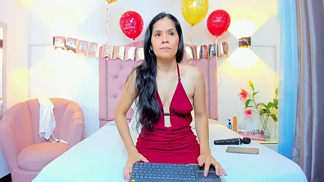 Paulynavera online show from 05.19.26