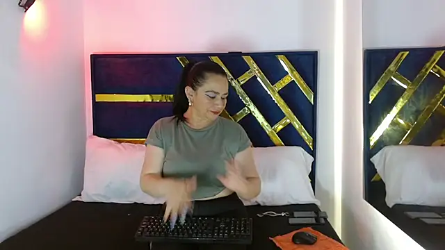 Snapshot of cami_angel69 chatting on 03.05.26 cami angel69 online show from 03.05.26