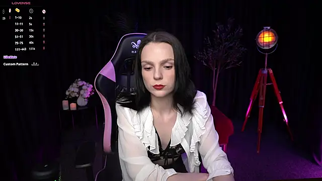 Snapshot of Wild_Alice_me chatting on 03.14.26 Wild Alice me online show from 03.14.26