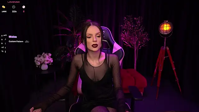 Wild Alice me online show from 05.10.26