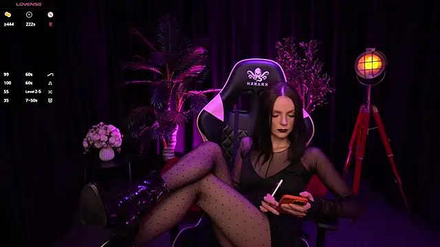 Wild Alice me online show from 05.16.26