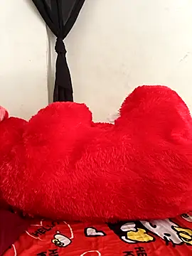Snapshot of Cute-Sanvii chatting on 04.15.26 Cute-Sanvii online show from 04.15.26