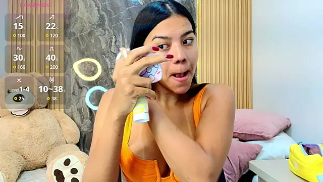 Snapshot of scarlett_lumi chatting on 03.19.26 scarlett lumi online show from 03.19.26