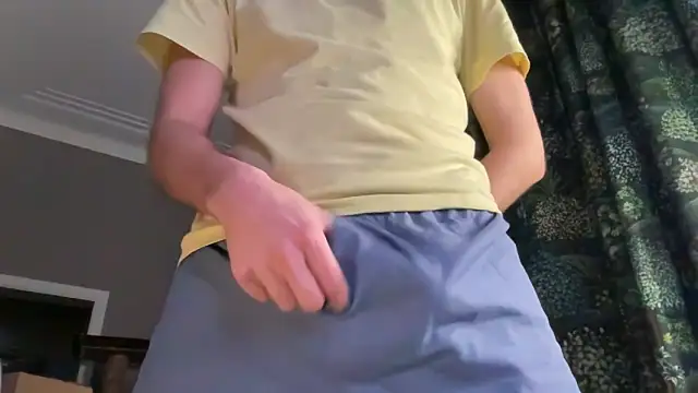 Snapshot of Woze chatting on 02.21.26 Woze online show from 02.21.26