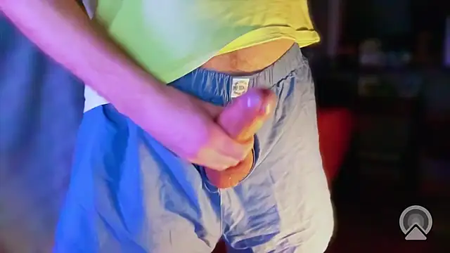 Snapshot of Woze chatting on 02.22.26 Woze online show from 02.22.26