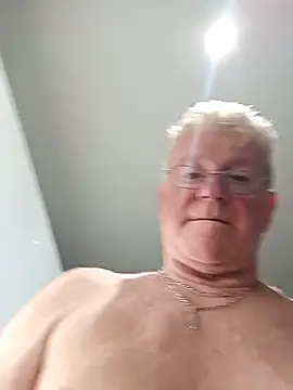 olivbisoumis online show from 03.18.26