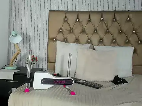 hanna luciana online show from 05.25.26