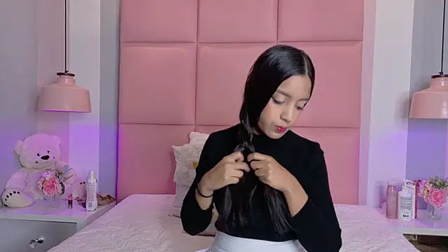 Snapshot of Carolina_NovoaL chatting on 03.31.26 Carolina NovoaL online show from 03.31.26