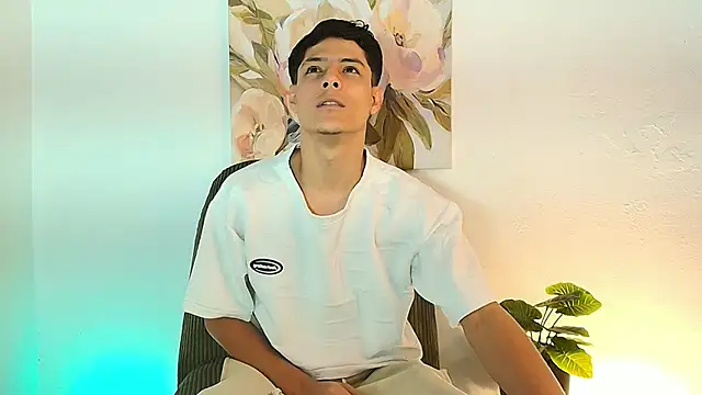 Eliassalvatore  online show from 05.22.26