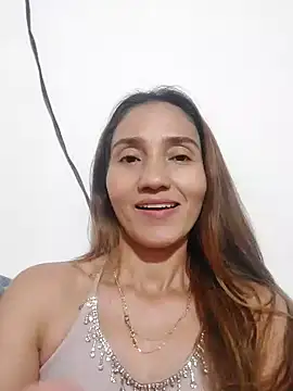 Snapshot of isaa- chatting on 03.15.26 isaa- online show from 03.15.26