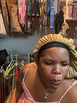 Snapshot of xo_cashmeree chatting on 02.18.26 xo cashmeree online show from 02.18.26