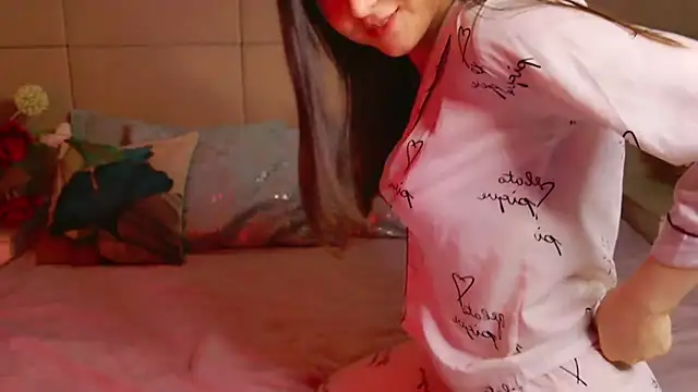 Snapshot of Tiny_BunnyX chatting on 03.20.26 Tiny BunnyX online show from 03.20.26