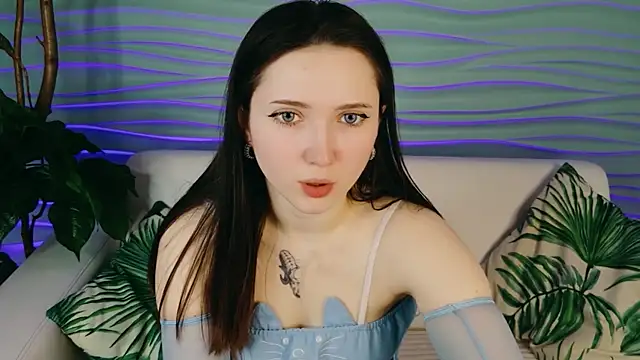 Snapshot of Tiny_BunnyX chatting on 03.30.26 Tiny BunnyX online show from 03.30.26