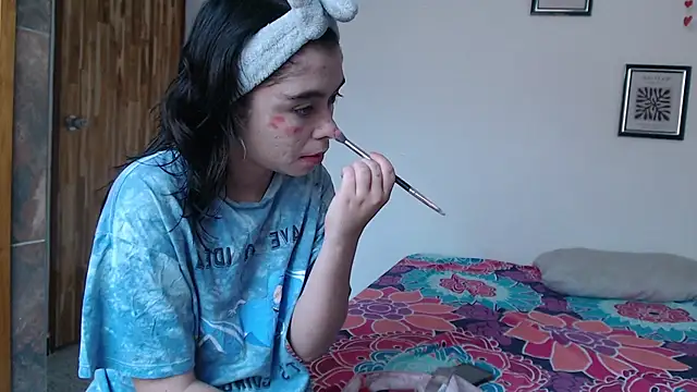 Snapshot of Tiny_Loliebbp chatting on 02.18.26 Tiny Loliebbp online show from 02.18.26