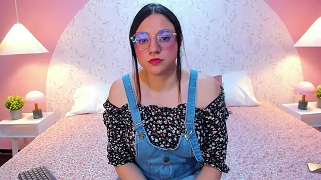 Snapshot of Angelie_Rosebrm chatting on 02.19.26 Angelie Rosebrm online show from 02.19.26