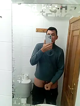 Snapshot of alexandrevictor6969 chatting on 02.22.26 alexandrevictor6969 online show from 02.22.26