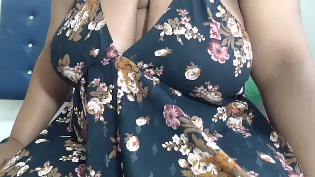 CurvyAssXX21 online show from 06.02.26