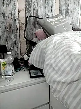 Emma12117 online show from 04.04.26