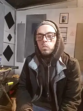 Snapshot of Jossuno911 chatting on 02.18.26 Jossuno911 online show from 02.18.26