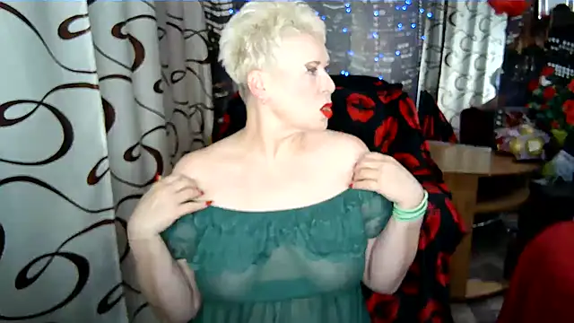 Snapshot of SWEET--Nika chatting on 03.27.26 SWEET--Nika online show from 03.27.26