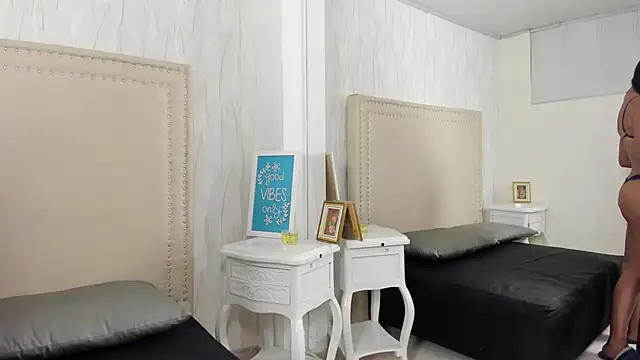 FernandaAvilax online show from 05.18.26