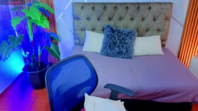 SophyAdams online show from 02.23.26