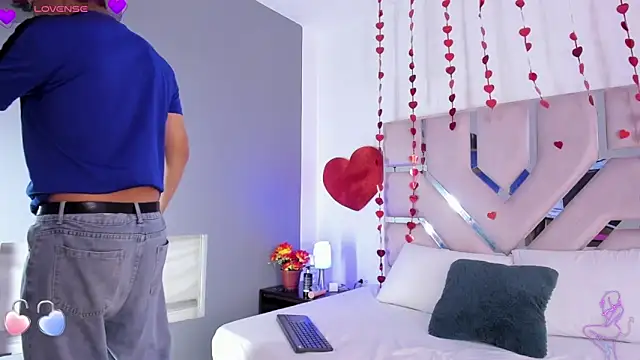 Angel Lux online show from 02.27.26