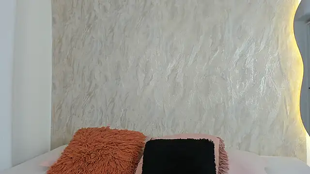 Reachel Smith online show from 03.23.26