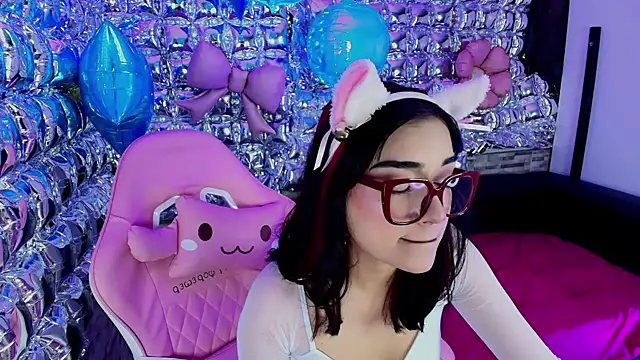 lala cherry online show from 04.06.26