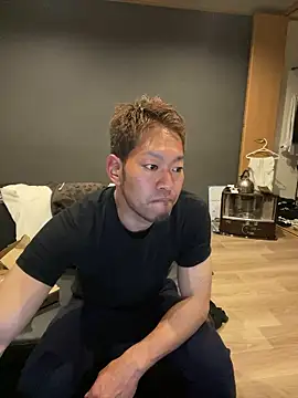 Snapshot of ryuaaaaa chatting on 05.20.26 ryuaaaaa online show from 05.20.26
