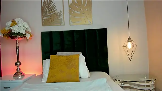 AnnaDenver online show from 03.17.26