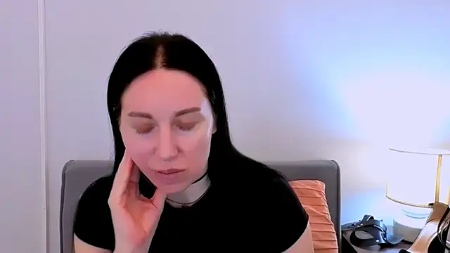 Snapshot of MiaFair chatting on 03.04.26 MiaFair online show from 03.04.26