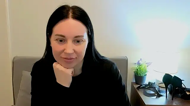 Snapshot of MiaFair chatting on 03.18.26 MiaFair online show from 03.18.26