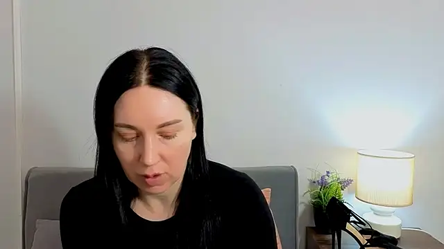 Snapshot of MiaFair chatting on 03.19.26 MiaFair online show from 03.19.26