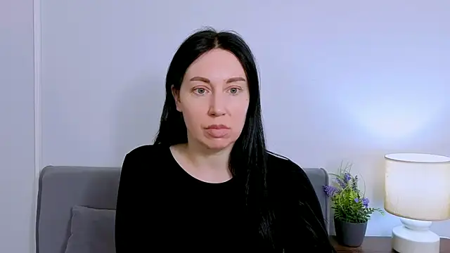 Snapshot of MiaFair chatting on 03.30.26 MiaFair online show from 03.30.26