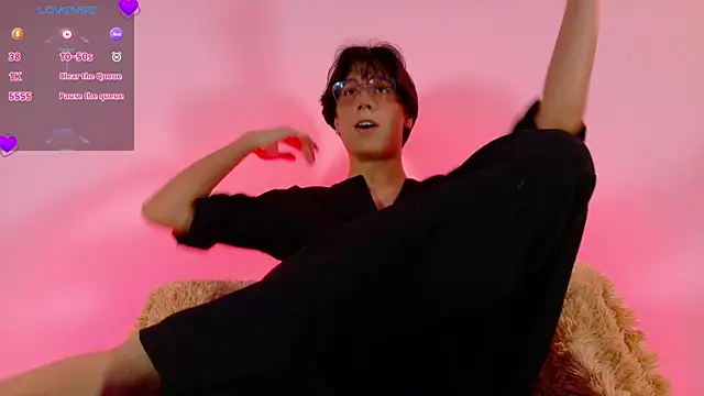 lui x dust online show from 04.09.26