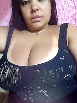 Snapshot of by_Isa chatting on 02.19.26 by Isa online show from 02.19.26