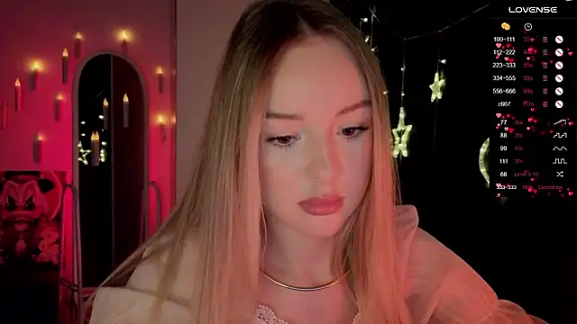 Snapshot of Nestyzz chatting on 03.05.26 Nestyzz online show from 03.05.26