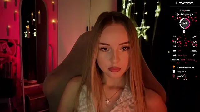 Snapshot of Nestyzz chatting on 03.17.26 Nestyzz online show from 03.17.26