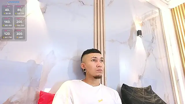 Logan and Reachel online show from 05.25.26
