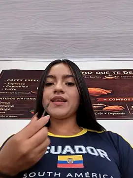Snapshot of DulceCaroX chatting on 06.19.26 DulceCaroX online show from 06.19.26