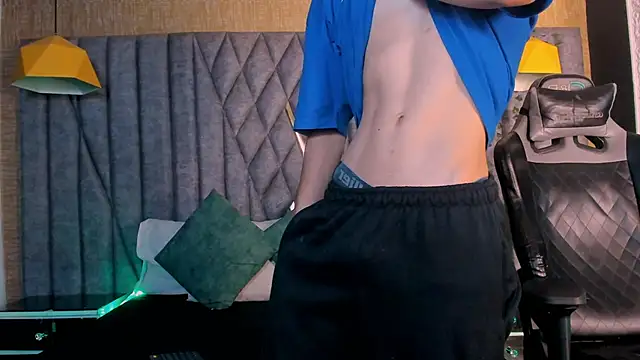 LeoFeniix online show from 02.25.26