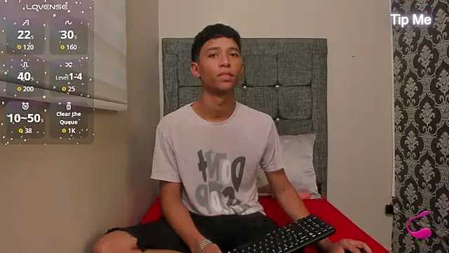Little Twink19x online show from 05.05.26